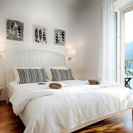 فندق مبيت وإفطار Seafront Koluna Komiža