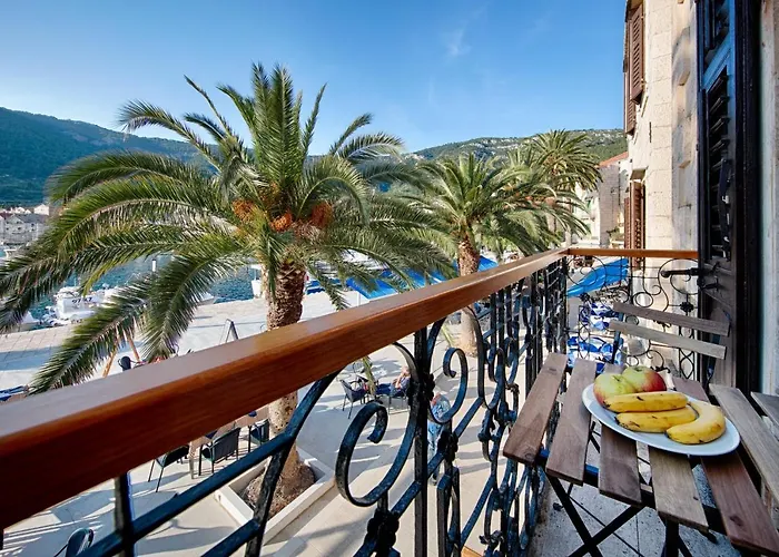 Seafront Koluna Bed & Breakfast