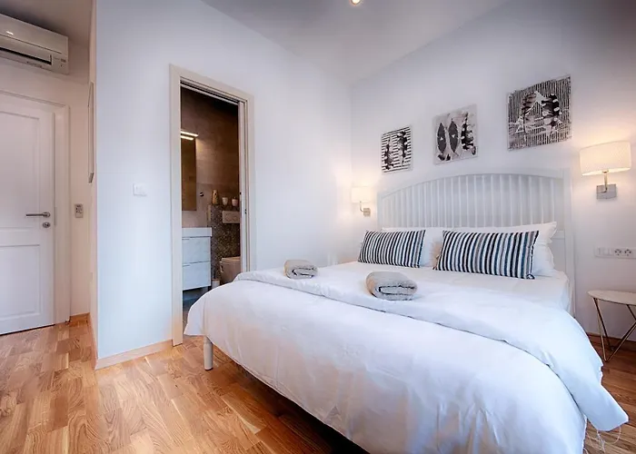 Bed & Breakfast Seafront Koluna 3*