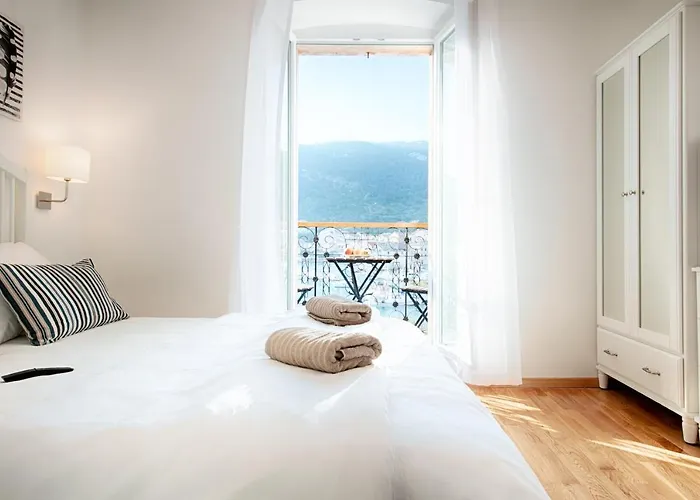 Seafront Koluna Bed & Breakfast Komiža