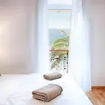Bed and Breakfast Seafront Koluna 3*