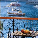 Bed and Breakfast Seafront Koluna Komiža
