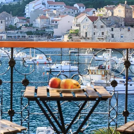 Bed & Breakfast Seafront Koluna