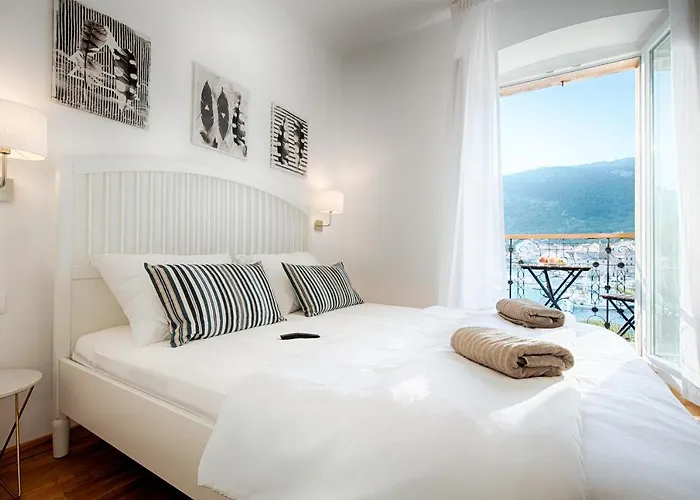 Bed and Breakfast Seafront Koluna 3*